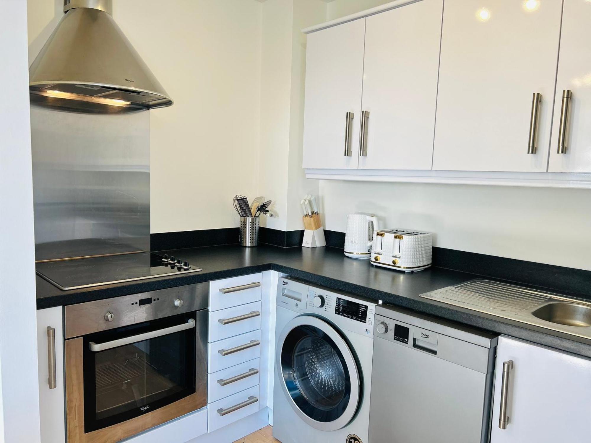 Modern Apartment Broad Gauge Way - Ideal For Work And Leisure Вулвергемптон Экстерьер фото